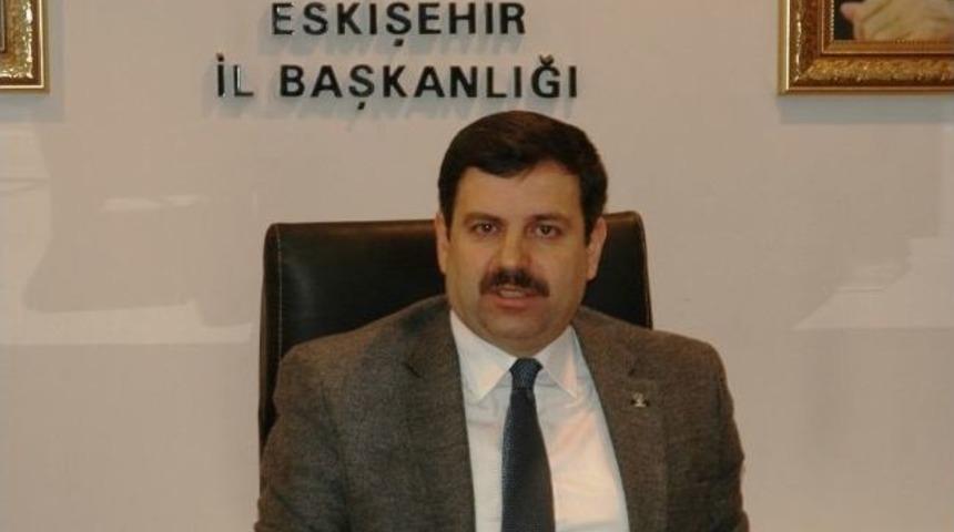 Ak Parti&rsquo;den Halk G&uuml;n&uuml; Toplantısı