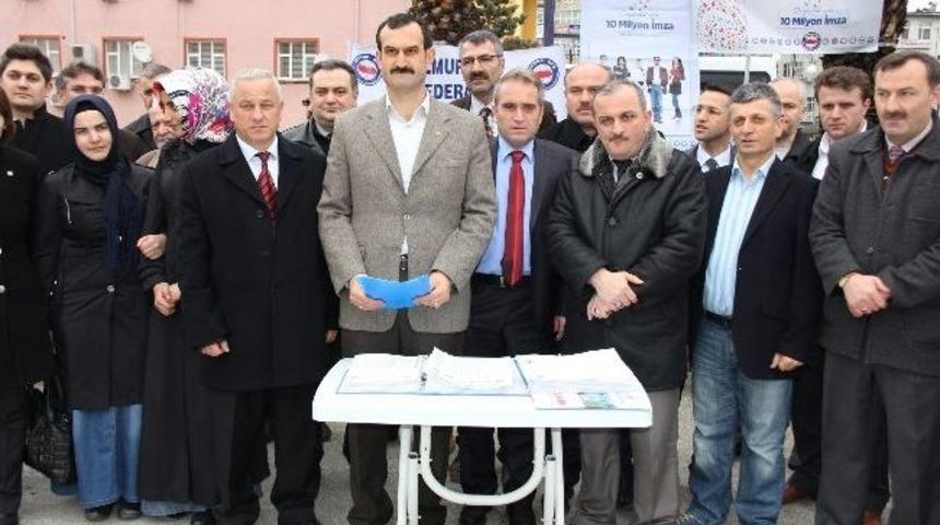 Memur-sen&rsquo;den &lsquo;&ouml;zg&uuml;rl&uuml;k İ&ccedil;in 10 Milyon İmza&rsquo; Kampanyası'na Rize&rsquo;den 45 Bin İmza