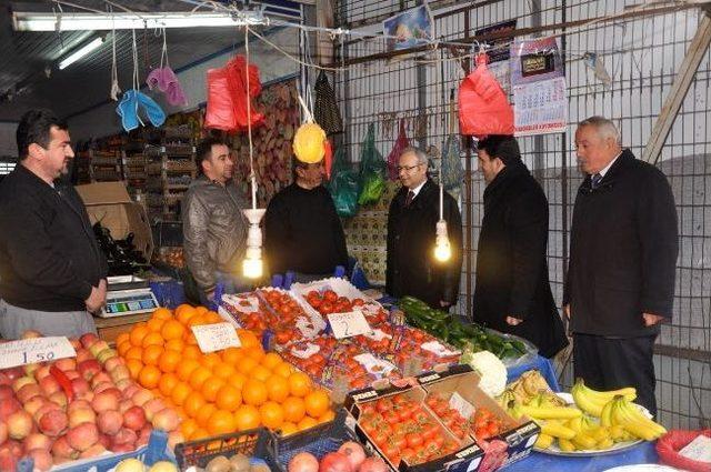 Milletvekili Candan, Pazaryeri Esnafının Sorunlarını Dinledi