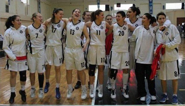 A Grubunun Lideri, Altay Konak Belediyesi Kadın Basketbol Takımı