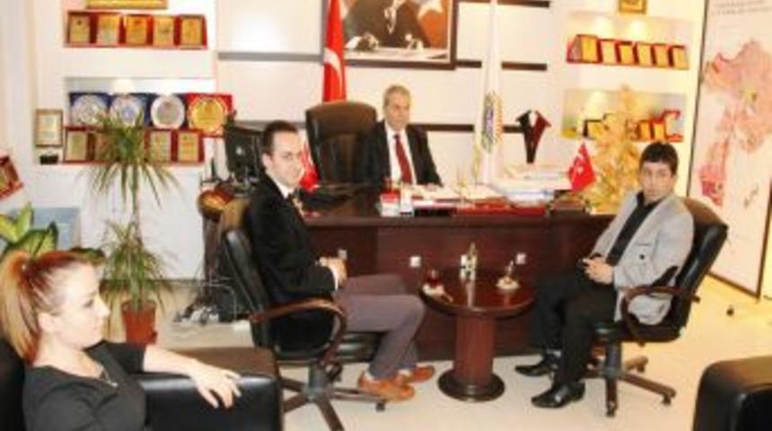 Sanat&ccedil;ılar&rsquo;dan Başkan Demirtaş&rsquo;a Ziyaret