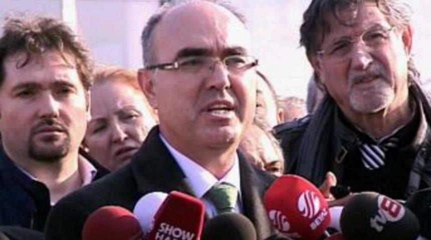 Avukat &Uuml;lgen: Başbakan'ın Kamuoyundaki Bazı Davranışları Aldatıcı