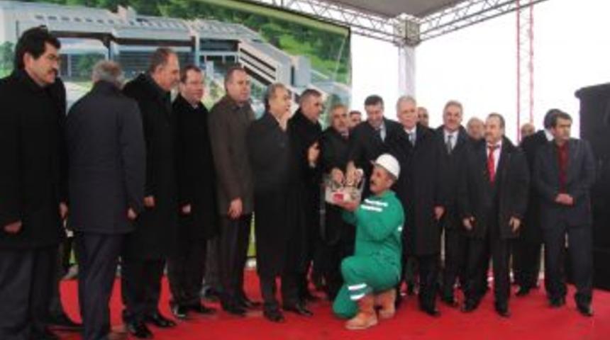 SA&Uuml; Sabri &Uuml;lker Hendek Meslek Y&uuml;ksekokulu'nun Temeli Atıldı