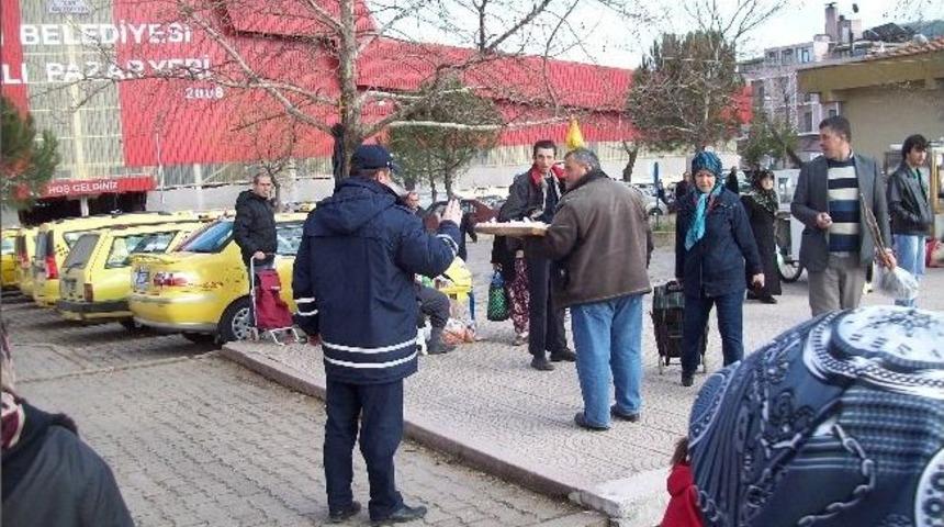 Zabıta Seyyar Satıcılara Tezgah A&ccedil;tırmadı