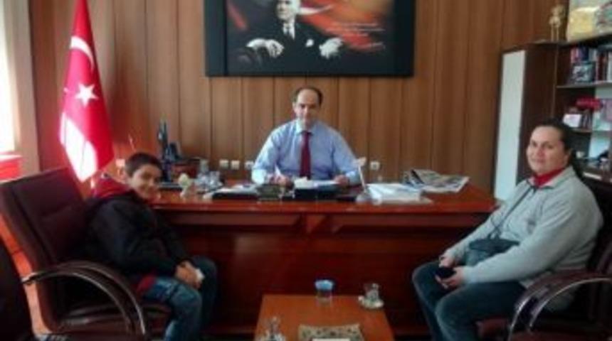 T&uuml;rkiye Birincisi Olan Umut&rsquo;u Kaymakam Tebrik Etti