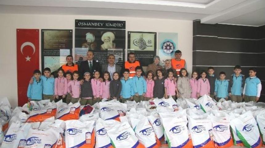 &Ouml;ğrencilerden Suriye&rsquo;ye Battaniye Yardımı