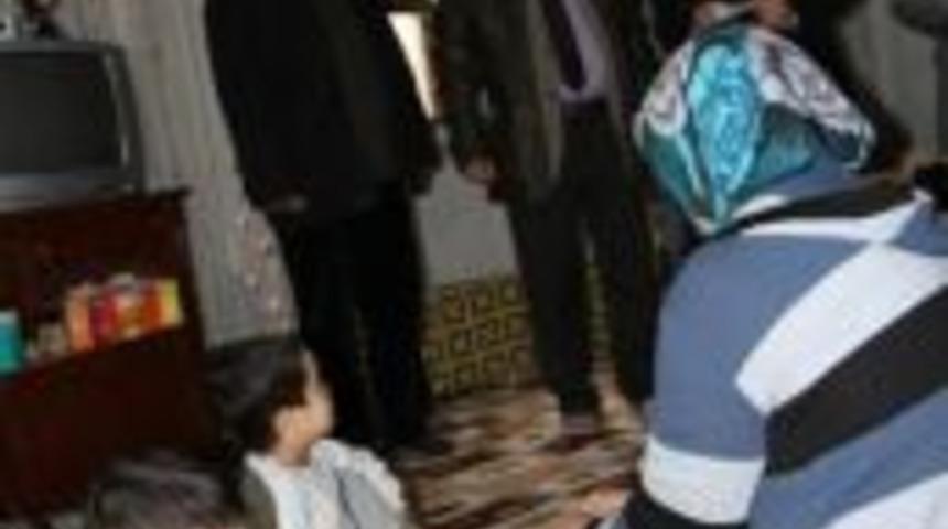 Canbek ailesine rekt&ouml;r sahip &ccedil;ıktı