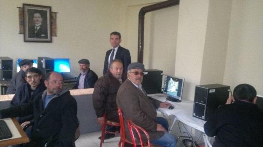 Sarıkızlı K&ouml;y&uuml;nde Bilgisayar Kursu