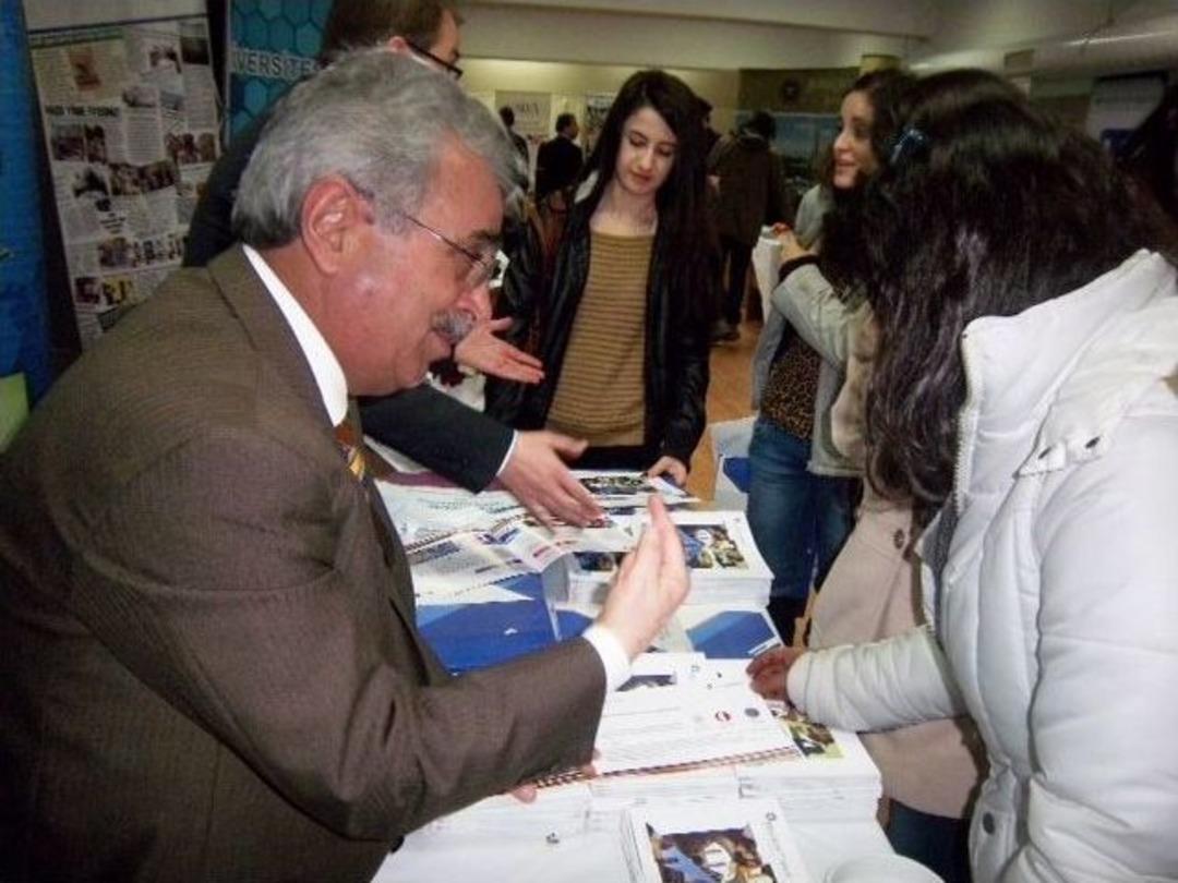 Et&uuml; 3. &Uuml;niversiteler Tanıtım Fuarına Katıldı