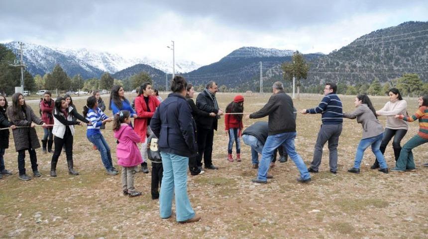 Tarsus&rsquo;ta &Ouml;ğrencilere Ter&ouml;r Konferansı