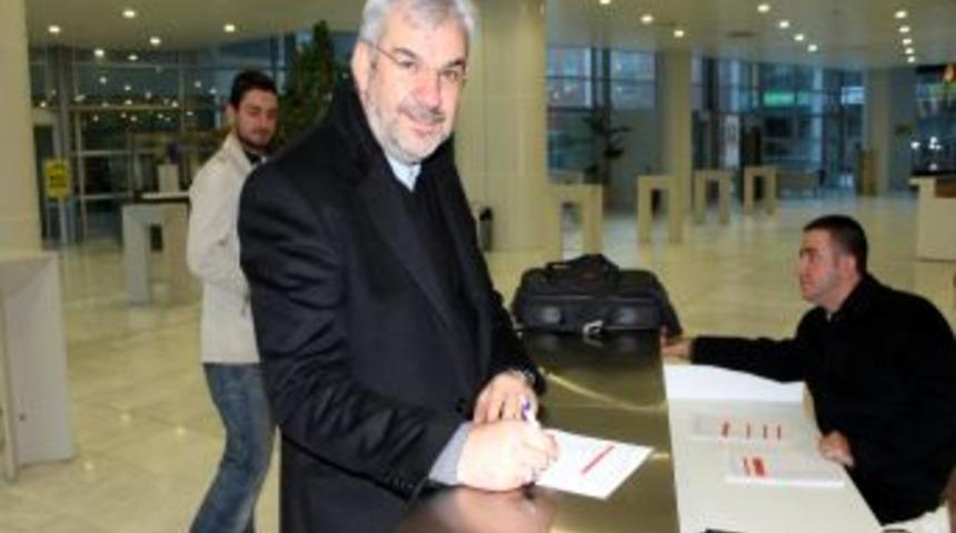 Bursaspor'un Olağan Idari Ve Mali Genel Kurulu Ertelendi