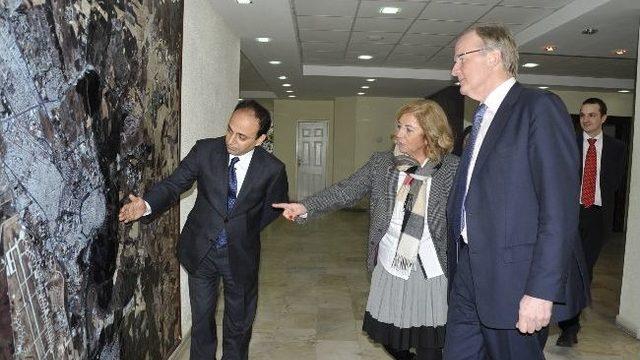 Alman Büyükelçisinden Baydemir’e Ziyaret