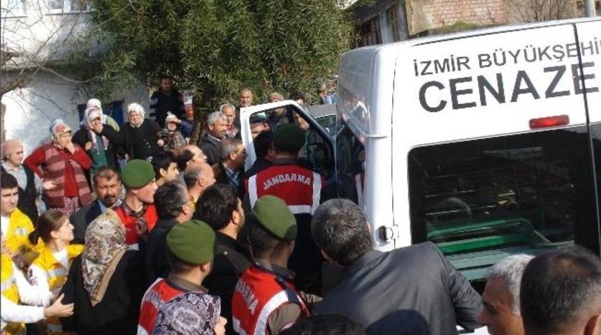 Bayındır İl&ccedil;esinde Hazin Cenaze T&ouml;reni
