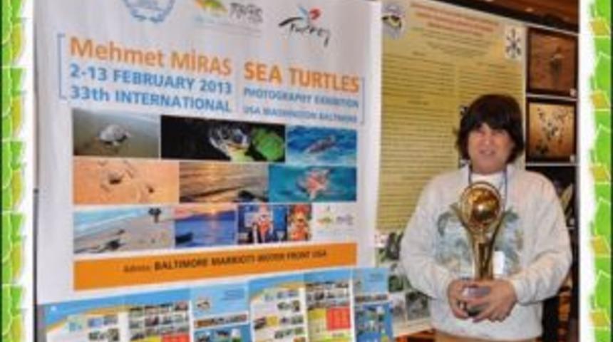 T&uuml;rk gazeteciye 2. &ouml;d&uuml;l ABD'den