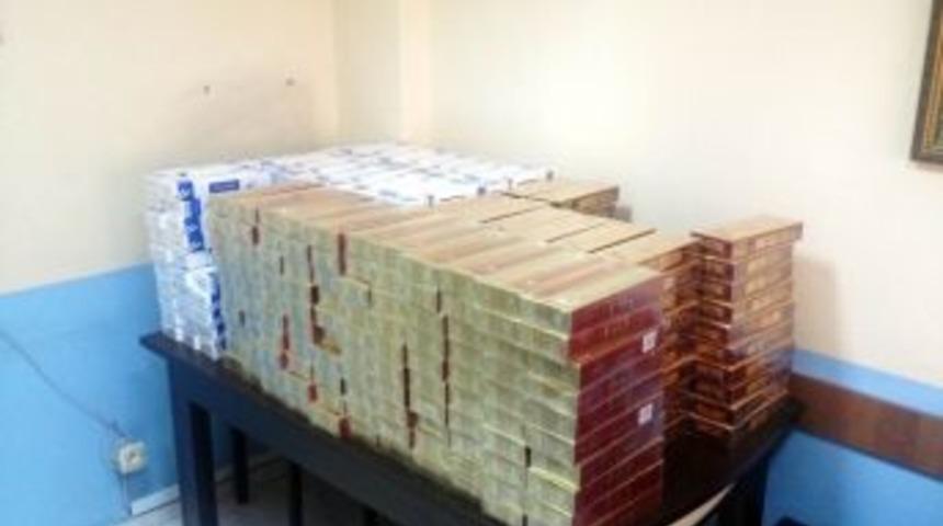 G&ouml;ksun'da 3 Bin 850 Paket Ka&ccedil;ak Sigara Ele Ge&ccedil;irildi
