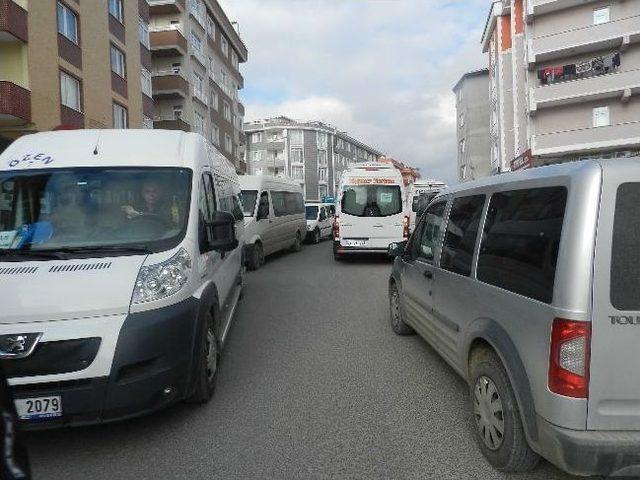 Servis Saatinde Yoğunluk Yaşanıyor