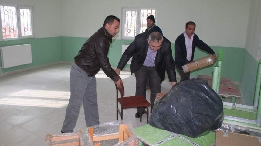 Dinar Yunus Emre İlkokulu Yeniden Eğitime A&ccedil;ıldı