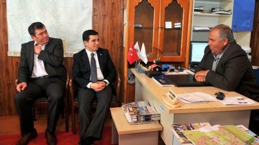 Başkan T&uuml;t&uuml;nc&uuml; Muhtarlarla Bir Araya Geldi
