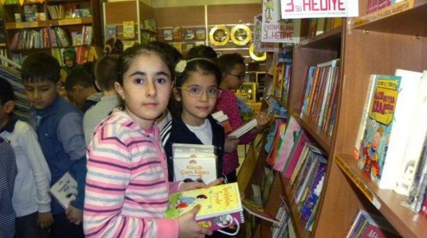 Kozanlı &Ouml;ğrenciler Adana'yı Gezdi