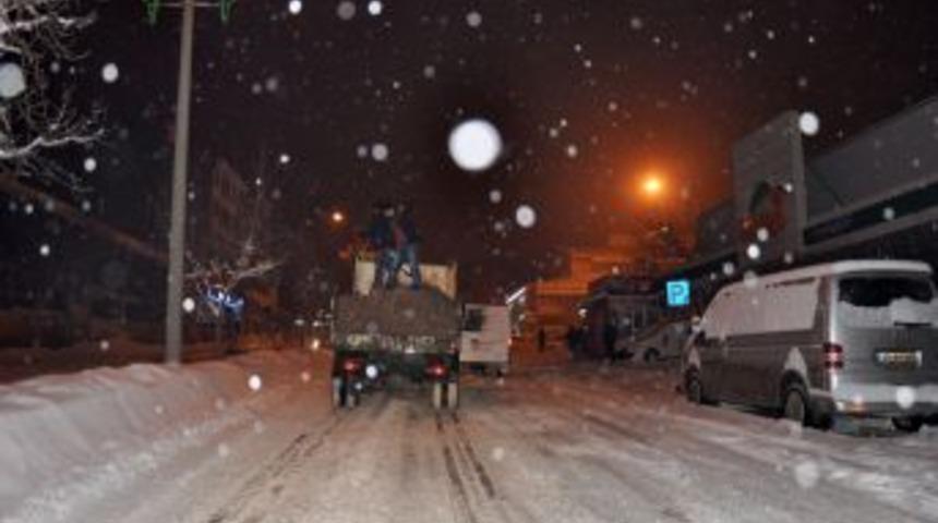 Muş’ta 143 Köy Yolu Ulaşıma Kapandı