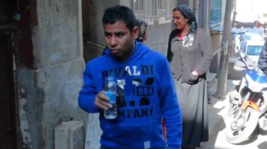 Ellerini ve ayaklarını bağlayıp ölüme terk ettiler