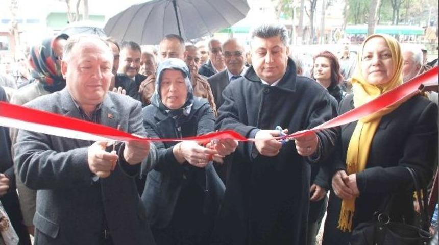 Mhp Kadın Kollarından Yardım Kermesi