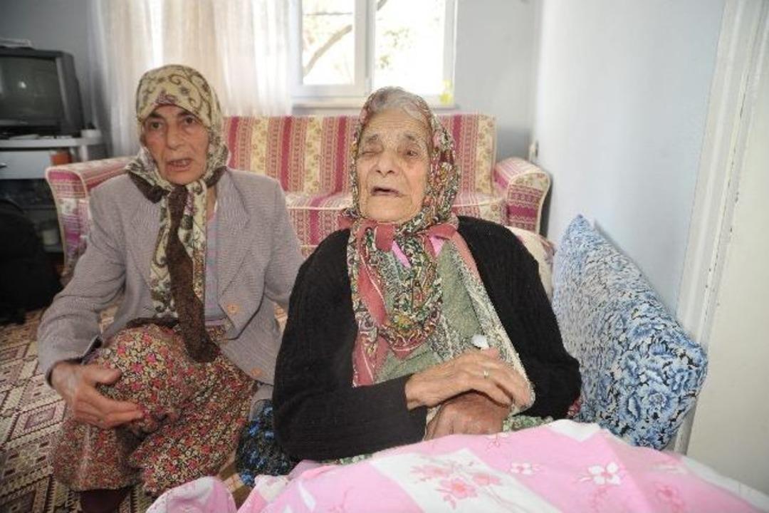 Asırlık &ccedil;ınara gelin dayağı iddiası