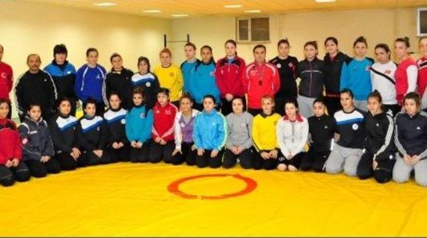 G&uuml;reş Milli Takımı Avrupa Şampiyonası&rsquo;na Edirne&rsquo;de Hazırlanıyor