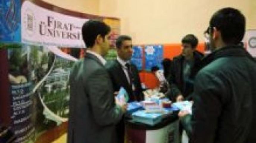 3.&Uuml;niversiteler Fuarında Fırat &Uuml;niversitesi'ne yoğun ilgi