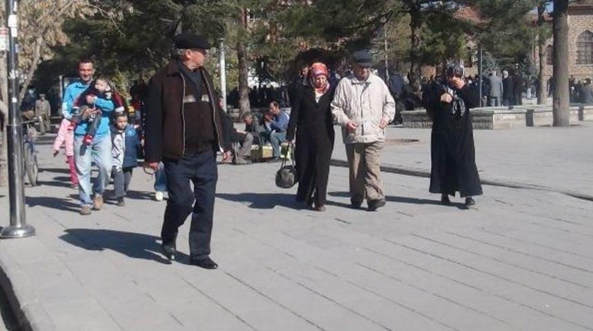 Aksaray Kışın Yazı Yaşıyor