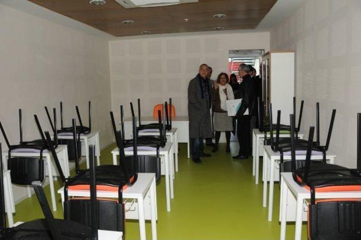 Atatürk Gençlik Merkezi’nde Son Rötuş G1