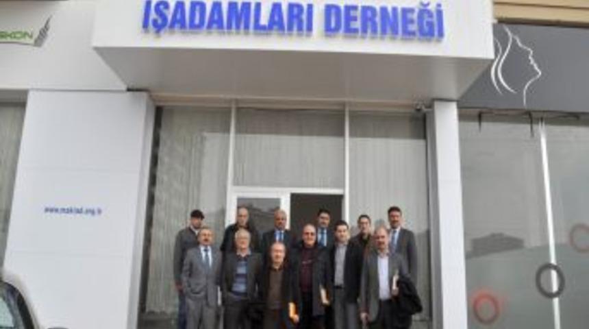 İşadamları Ve Gazeteciler, Malatya'nın Trafik Sorununu Konuştu