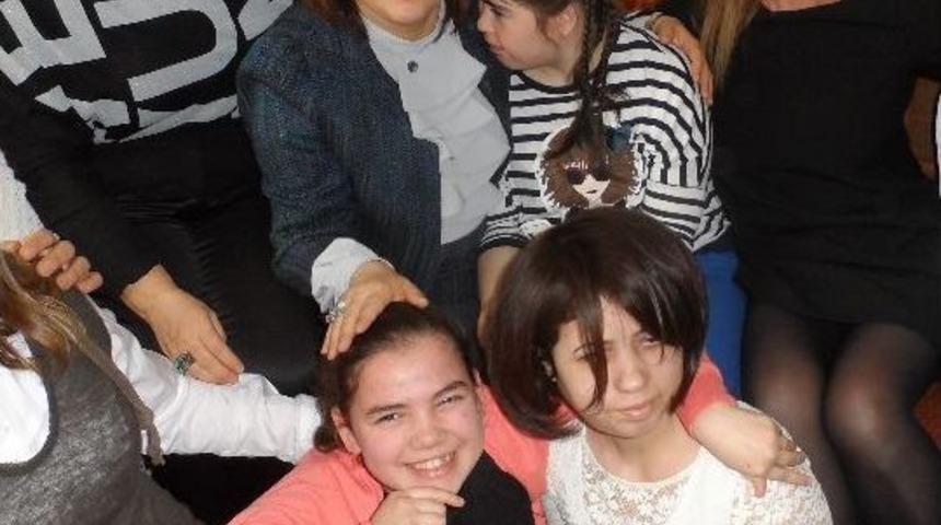 Aile Ve Sosyal Politikalar Bakanı Fatma Şahin: