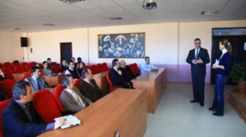 Abd&rsquo;ye Gidecek Akademisyenlere Eğitim