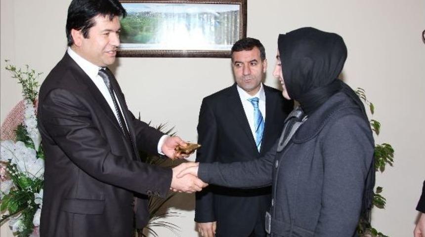 Be&uuml;&rsquo;de Ayın Elemanları Se&ccedil;ildi