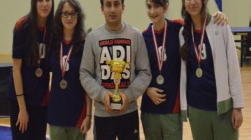 İlkbaharlı Masa Tenisi Kız Takımı, T&uuml;rkiye Şampiyonasına Katılmaya Hak Kazandı