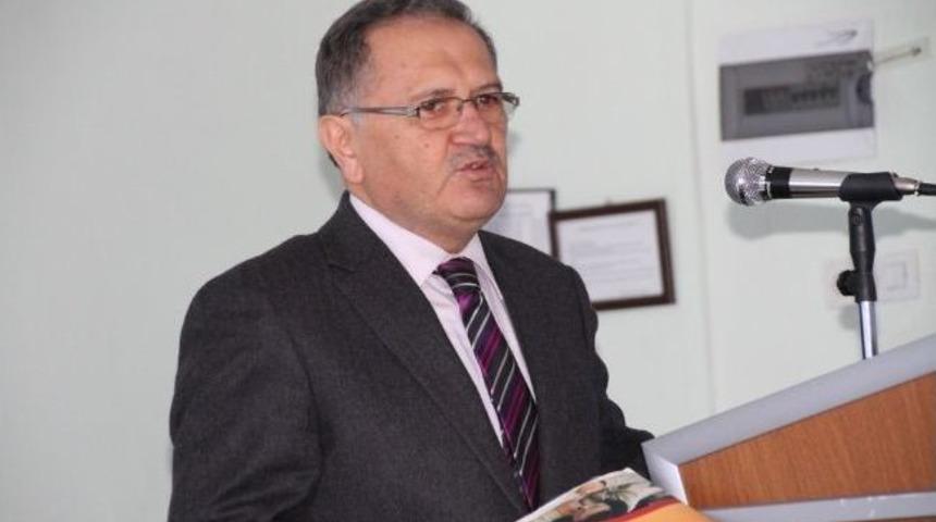 Eğitimci Yazar Kadir Keskin, Akhisarlı &Ouml;ğrencilerle Buluştu