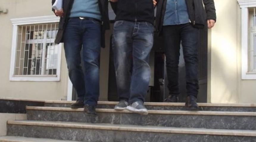 Bilgisayar Hırsızı G&uuml;venlik Kamerasına Yakalandı