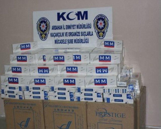 Ardahan'da 2013 Yılında Düzenlenen Operasyonlarda 42 Bin 272 Paket Kaçak Sigara Ele Geçirildi