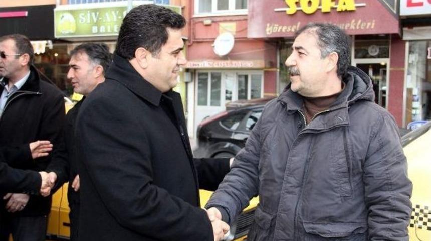 Ak Parti Sivas İl Başkanı Burhanettin Kuru Taksiciler İle Bir Araya Geldi