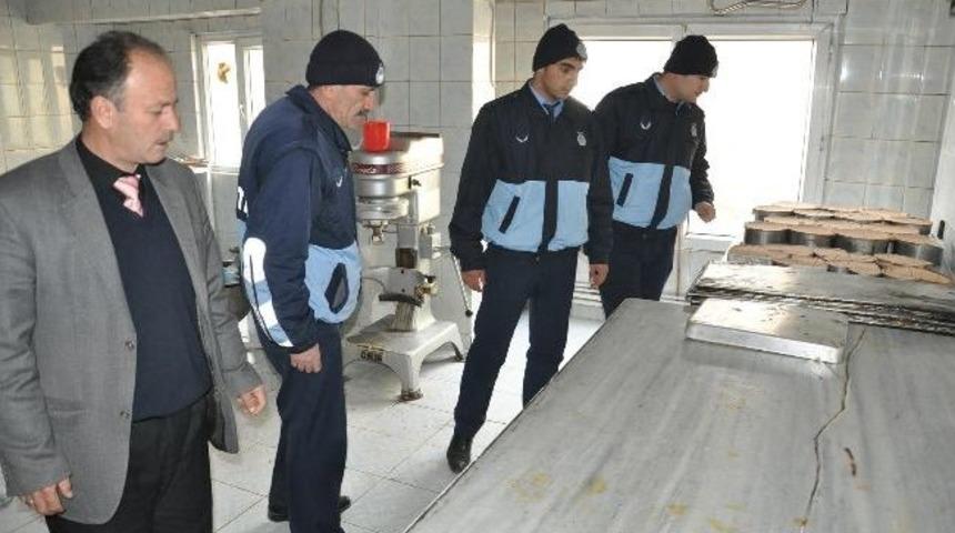 Yerk&ouml;y&rsquo;de Zabıta Ekipleri Pastaneleri Denetledi