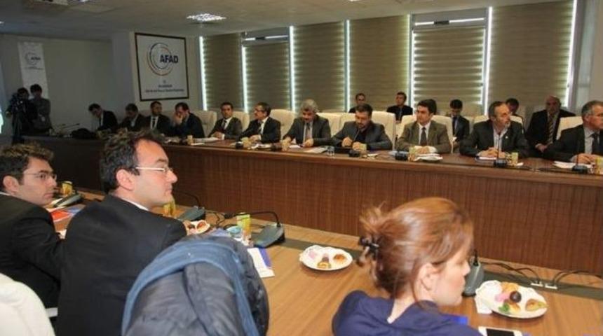 &ldquo;suriye İ&ccedil;in Bir Ekmek, Bir Battaniye&rdquo;