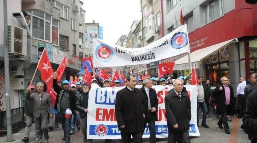 Fabrika İş&ccedil;ilerinin Hak Arama Eylemi