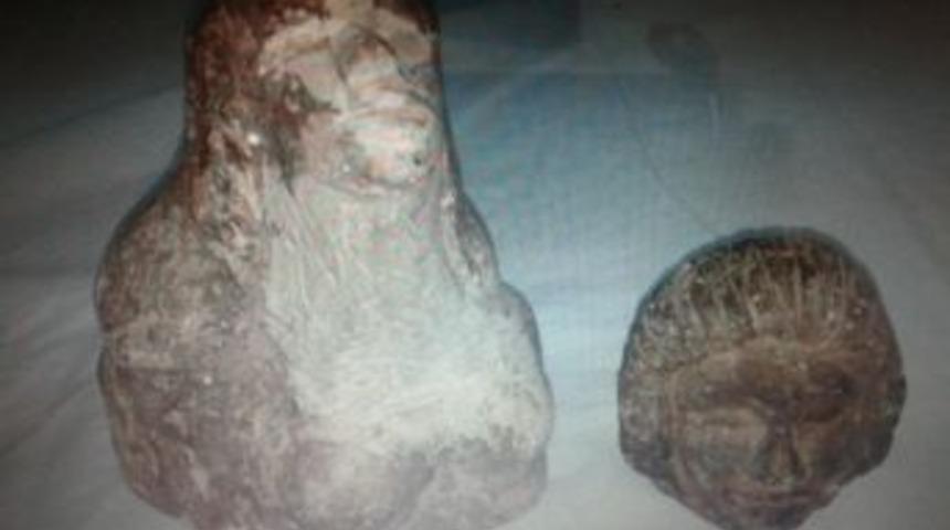 Jandarma sahte tarihi eser ka&ccedil;ak&ccedil;ılarını yakaladı