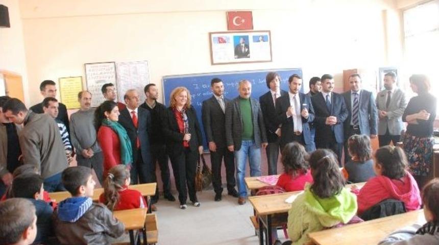 Danyeli: &lsquo;eleştiri Yapacaklarına Proje &Uuml;retsinler&rsquo;