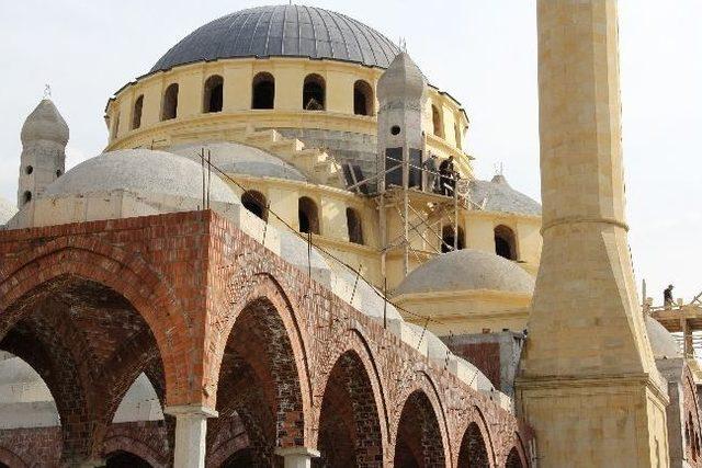 Ramazanoğlu Cami’si Hayırseverlerden Yardım Bekliyor