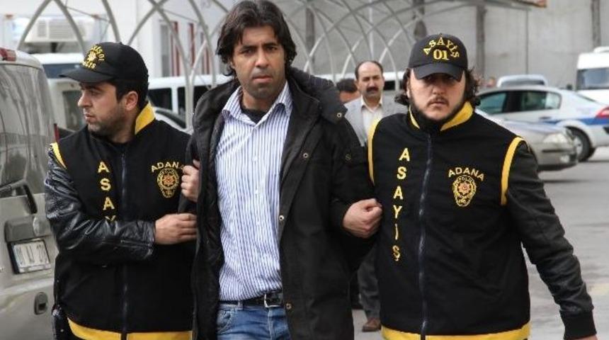 Anne Ve Kızını &Ouml;ld&uuml;ren Babayla Oğlu Adana'da Yakalandı