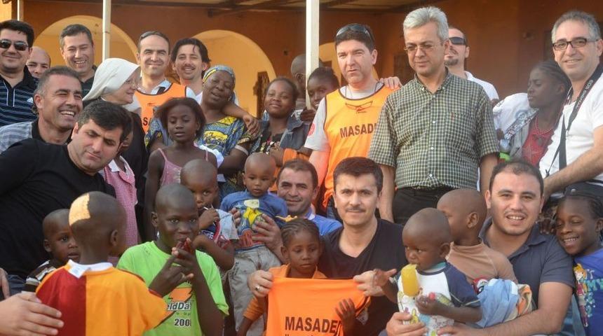 Manavgat'tan Nijer'e Sağlık Malzemesi Yardımı