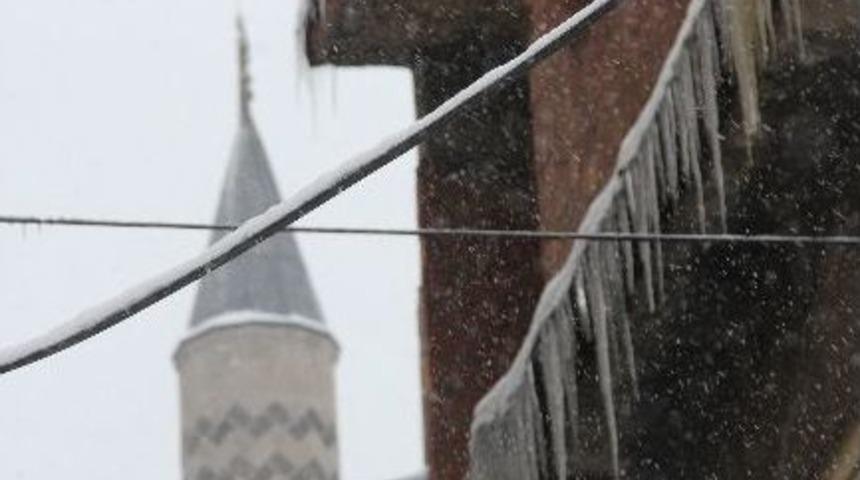 Doğu&rsquo;da Sibirya Soğukları