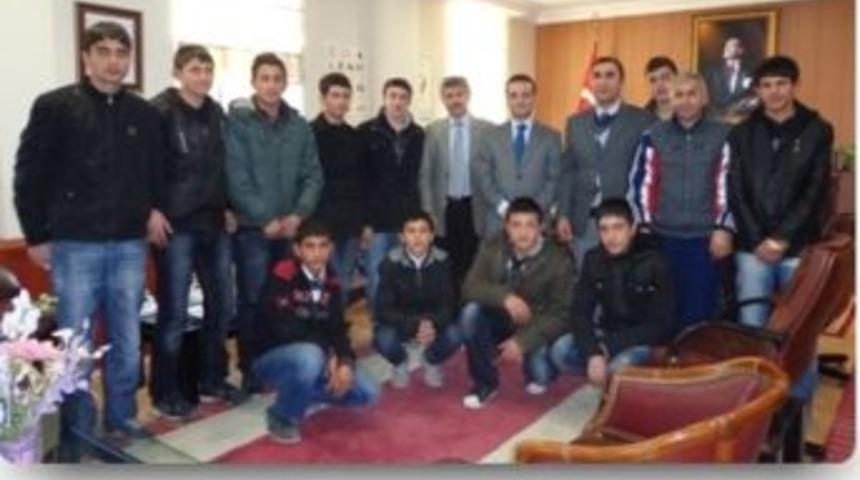 Kağızman Anadolu lisesi Kars il şampiyonu oldu